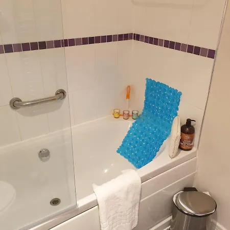 Ruby, 2 Bedroom * Birmingham