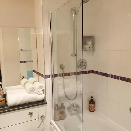 Ruby, 2 Bedroom *